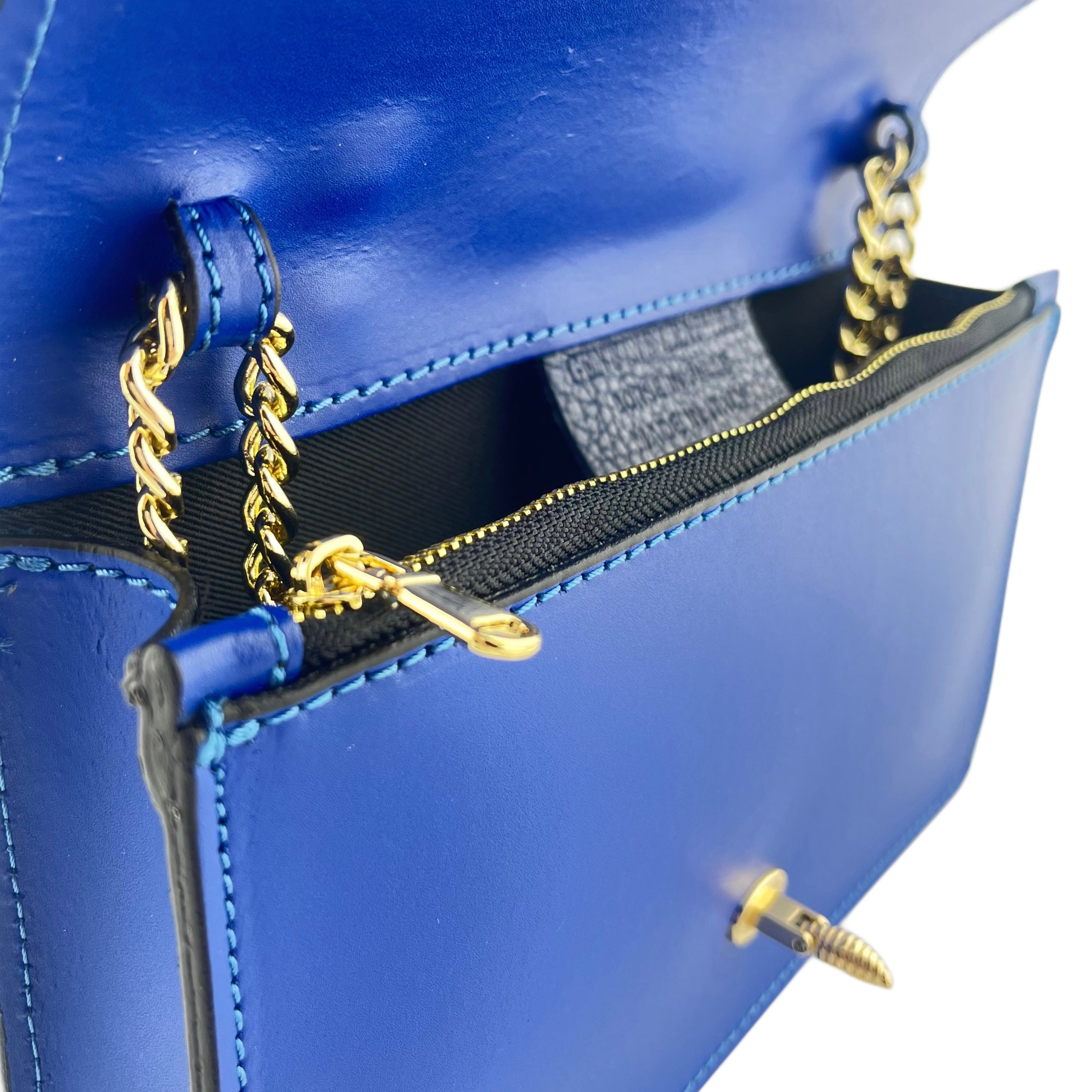 Crossbody Bee Bag – ISA 1982